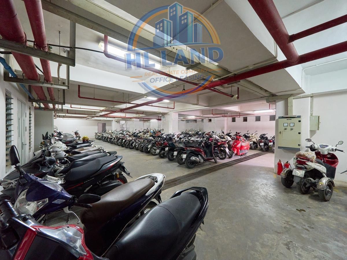 Cho thuê văn phòng tòa nhà 3A Building với bãi đỗ xe lớn