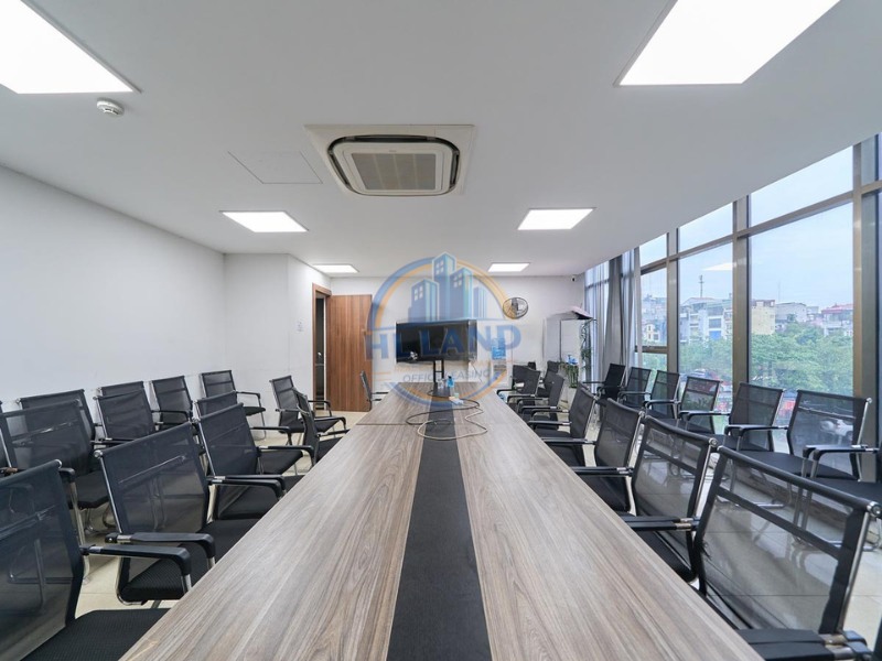 Môi trường doanh nghiệp & khách thuê tiêu biểu tại Tòa nhà 214 Trần Quang Khải
