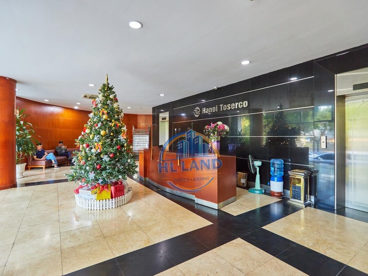 Toserco Building nổi bật với thiết kế hiện đại, cách bày trí sang trọng