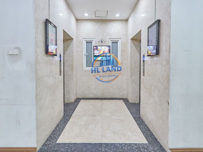 Hệ thống thang máy tốc độ cao của Newtatco Building