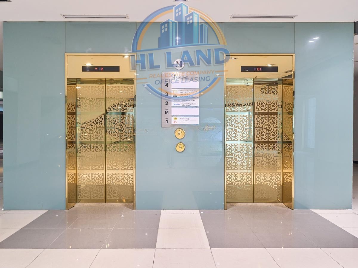 Thang máy chất lượng cao với sức chứa lớn tại tòa TTTM Grand Plaza