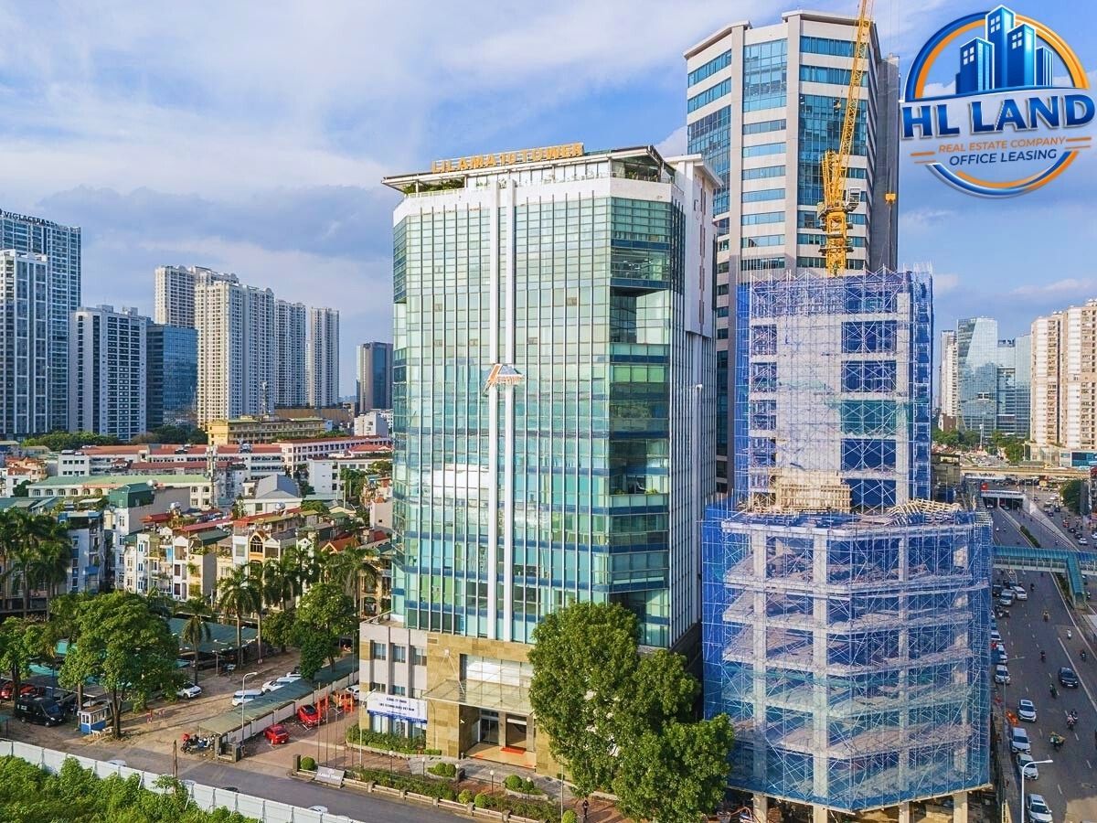 Tòa nhà Lilama 10 với vị trí giao thông thuận tiện tại Phạm Hùng