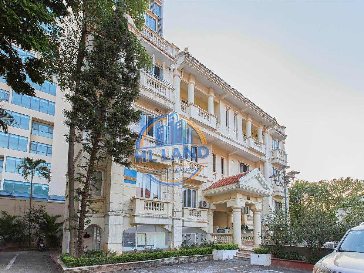 Sân vườn rộng rãi của Khu biệt thự Thành Công