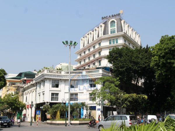 Tổng quan tòa nhà Opera Business Centre