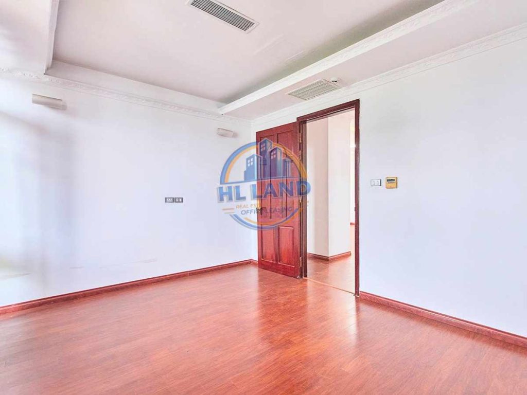 văn phòng cho thuê royal building 180 triệu việt vương hà nội