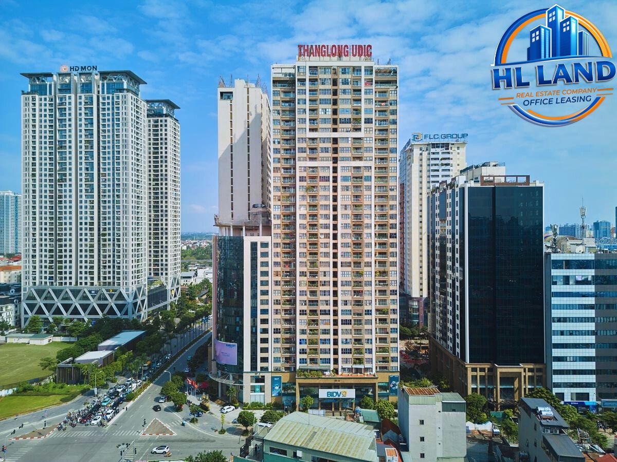 Tòa nhà Sun Square với quy mô lớn, thiết kế hiện đại và kiến trúc sang trọng