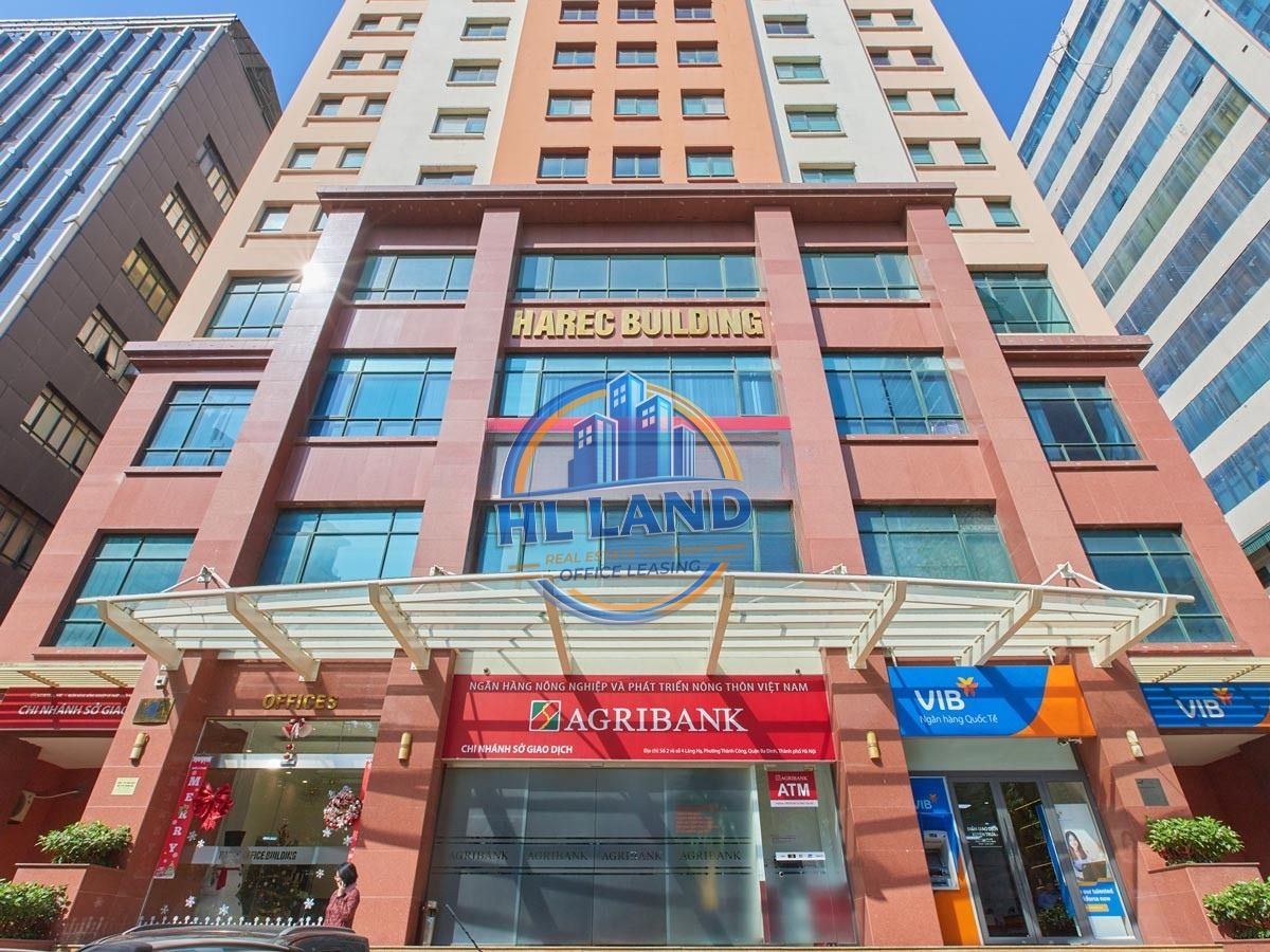 Harec Building có quy mô lớn với thiết kế hiện đại, kiến trúc sang trọng