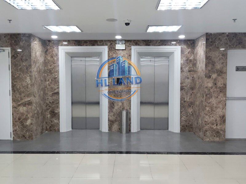 Thang máy tải trọng lớn tại Tây Hồ River View đảm bảo tiện nghi, hiện đại, phục vụ hiệu quả nhu cầu đi lại của khách hàng và doanh nghiệp