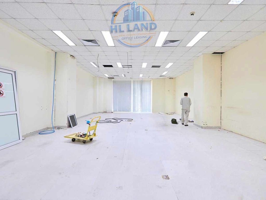 văn phòng trống tòa nhà c’land quận đống đa
