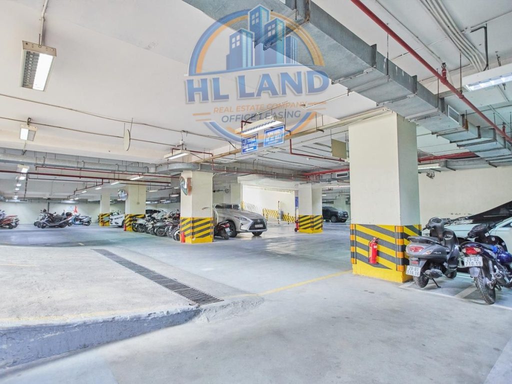 văn phòng trống tòa nhà vinafor 127 lò đúc hà nội
