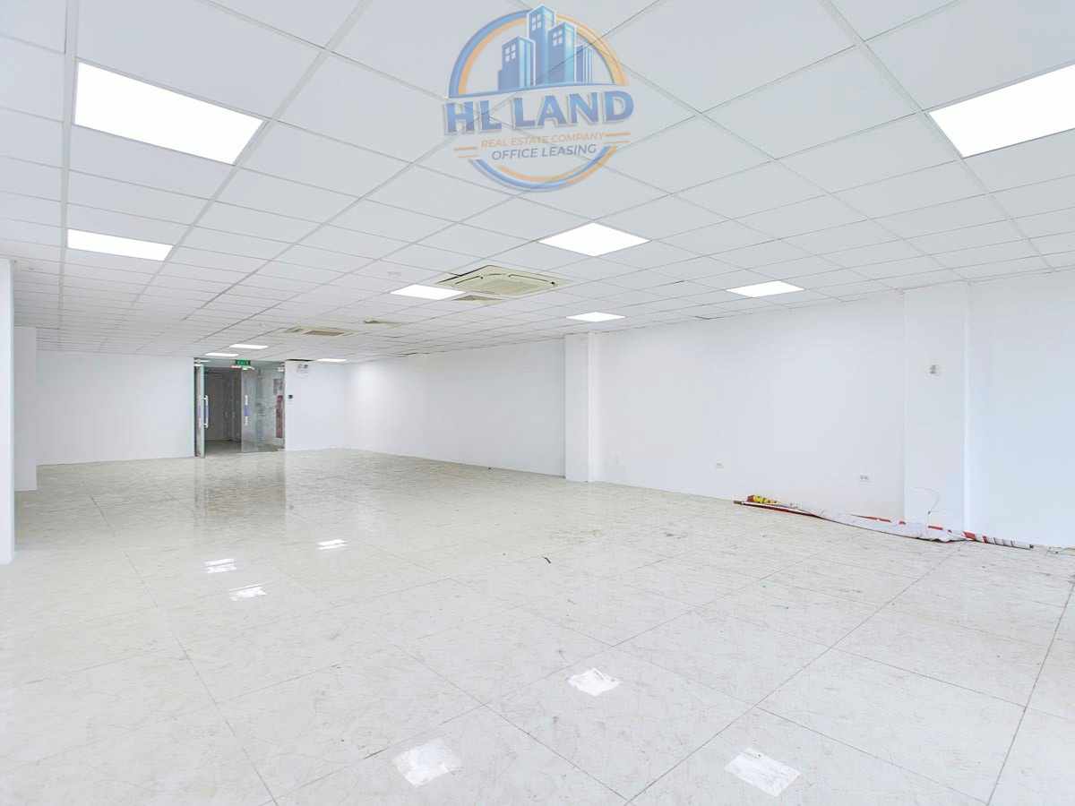 Giá thuê văn phòng 311 Vũ Tông Phan và diện tích trống