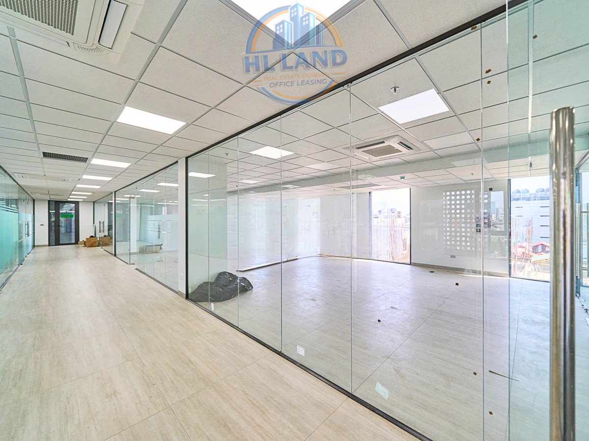Giá thuê văn phòng Gems Empire Tower và diện tích trống