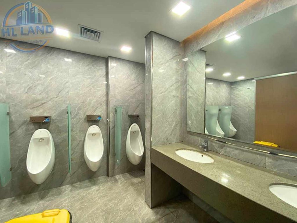 tìm thuê văn phòng hapulico center building lê văn lương