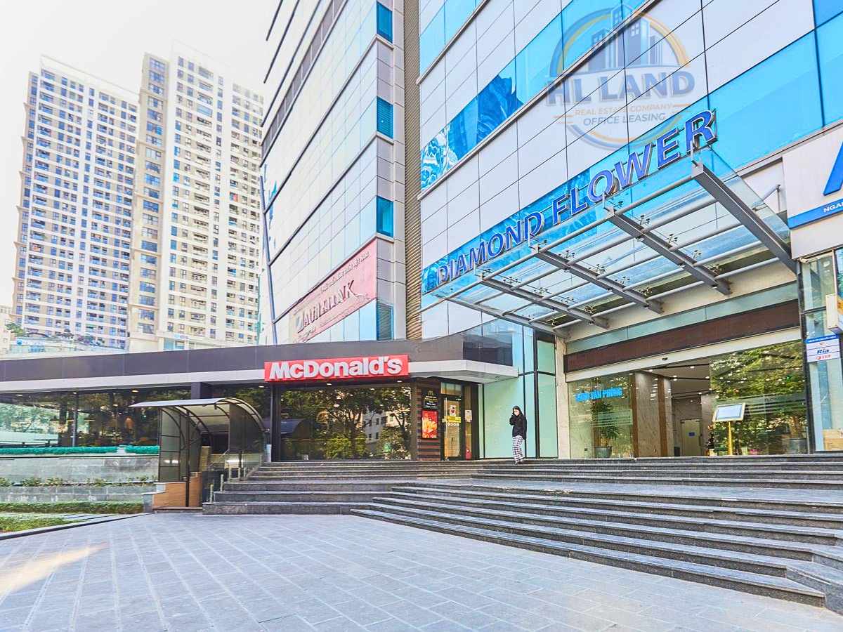 Môi trường doanh nghiệp & khách thuê tiêu biểu tại toà nhà Diamond Flower Tower