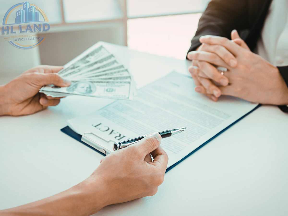 Đàm phán giá và điều khoản hợp đồng