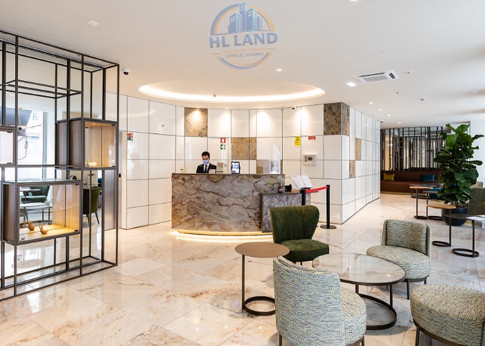 Khu vực lễ tân và tiếp khách nên chiếm bao nhiêu diện tích văn phòng?
