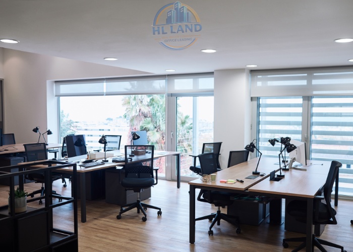 Setup nội thất thiếu đồng bộ khiến diện tích văn phòng không được khai thác hiệu quả
