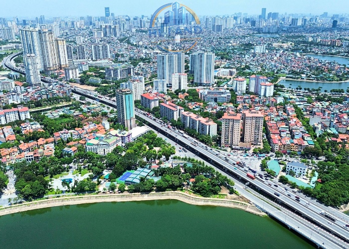 So sánh vị trí, khả năng kết nối giao thông và tiếp cận khách hàng