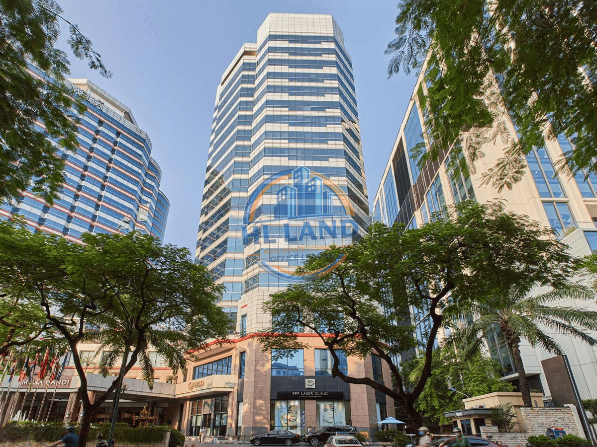 Location and Transport Advantages of HCO Building