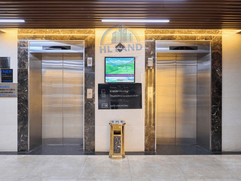 Equipment, Amenities and Services at Capital Building