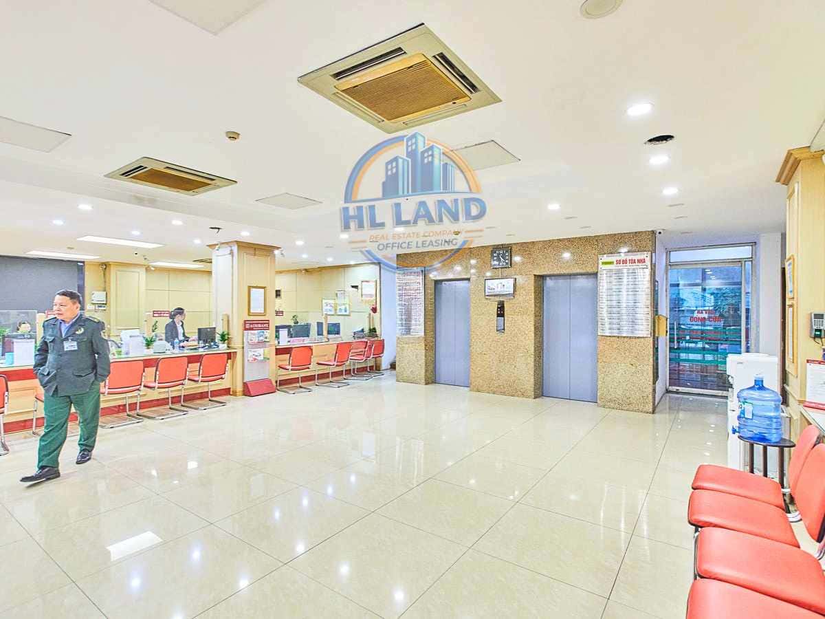 Architecture and Office Standards at Vinatea Building