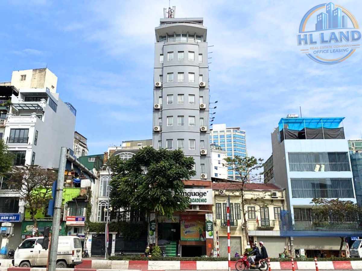 Overview of 24 Dai Co Viet Building
