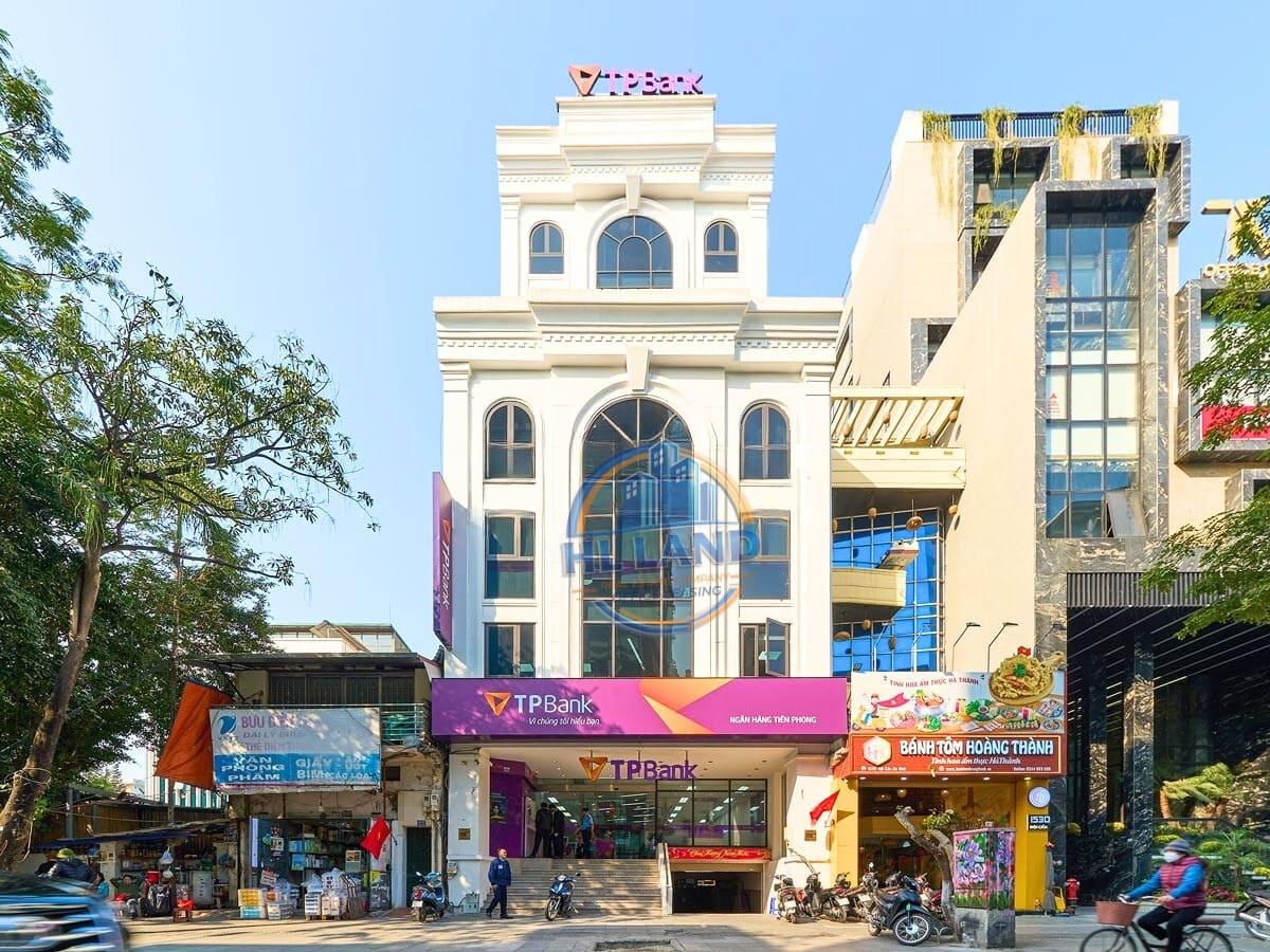 Overview of 155 Doi Can Building