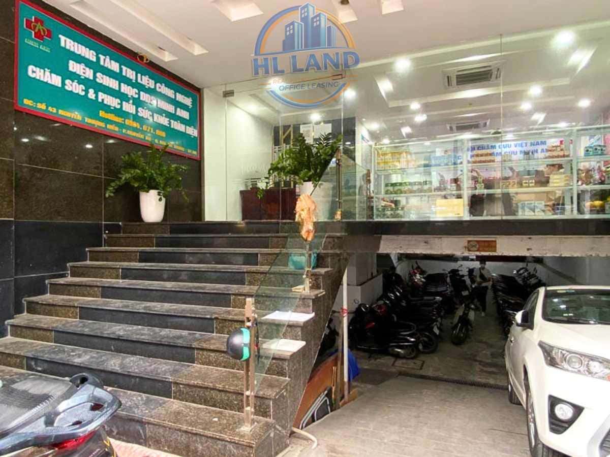 Architecture and Office Standards at 43 Nguyen Thuong Hien