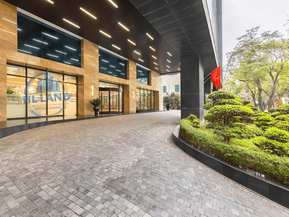 Facilities, Amenities and Services at LPB Tower