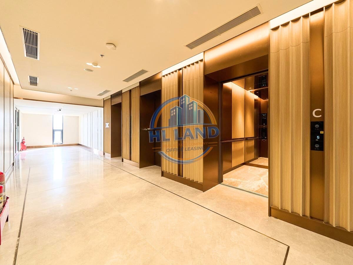 Equipment, Amenities, and Services at Tien Bo Plaza