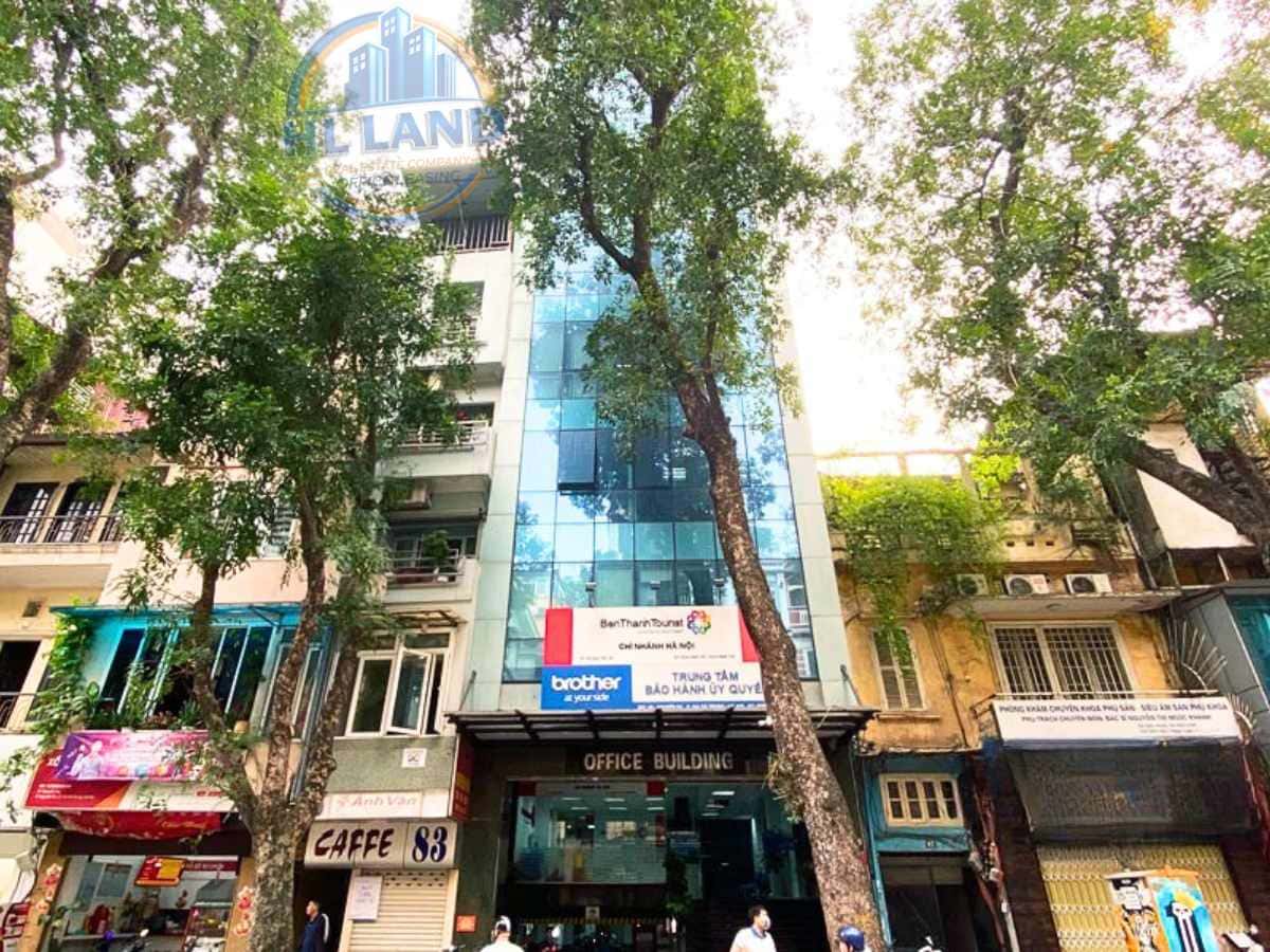 Overview of 85 Nguyen Du Building