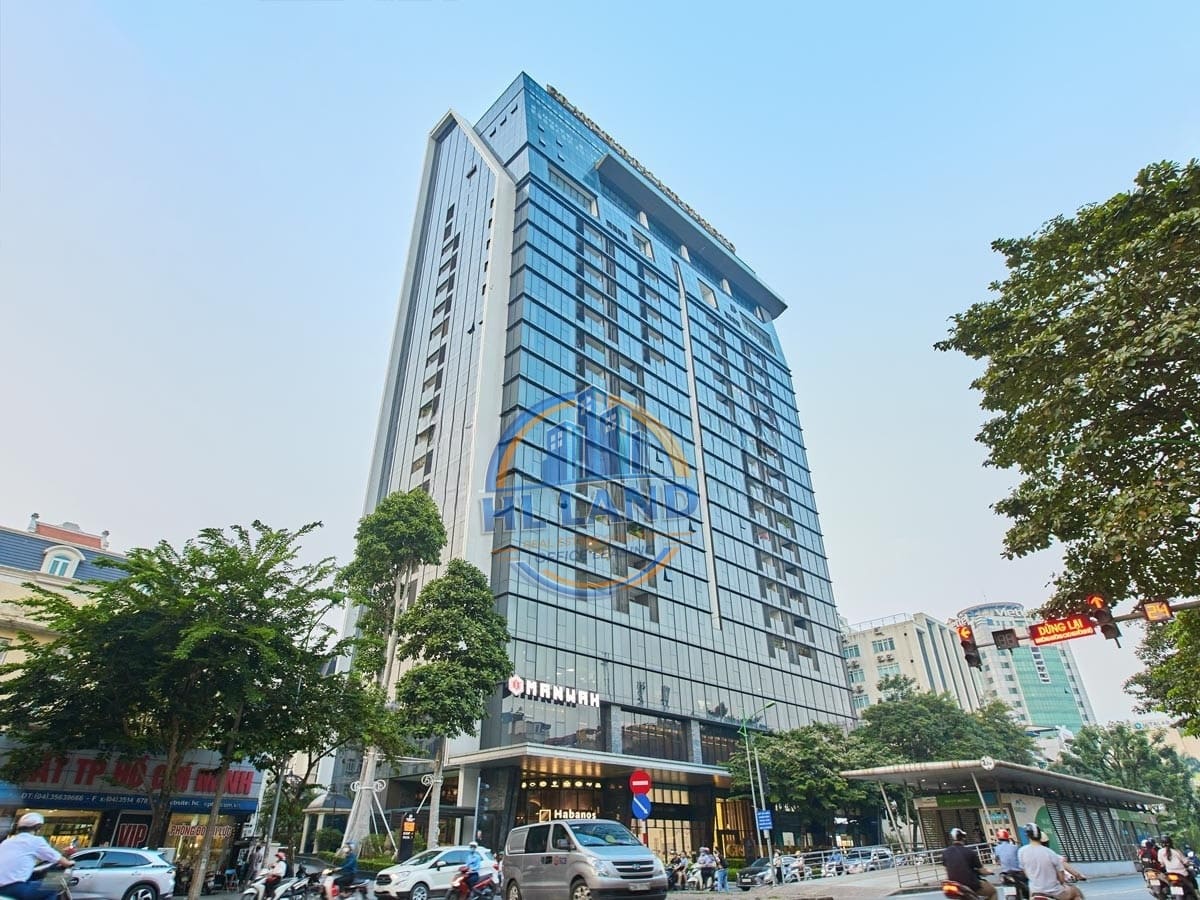Building Scale and Office Areas at Grandeur Palace