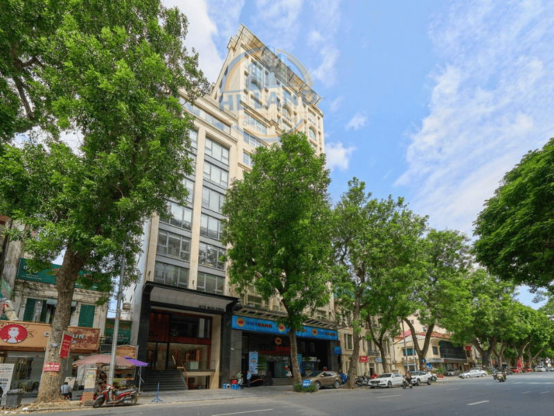 Building Scale and Office Space for Lease at Vietbank Building