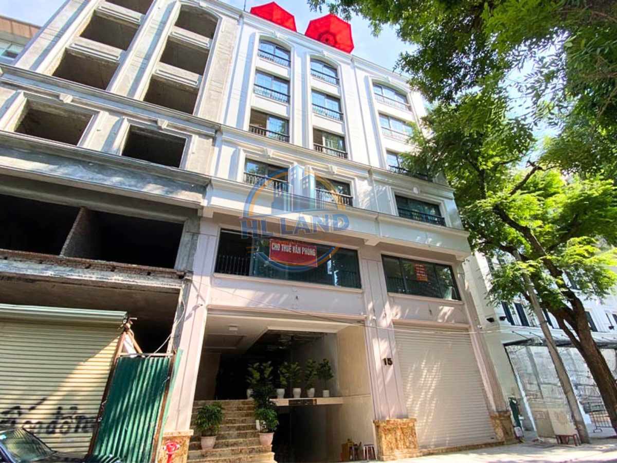 Building Scale and Office Space for Lease