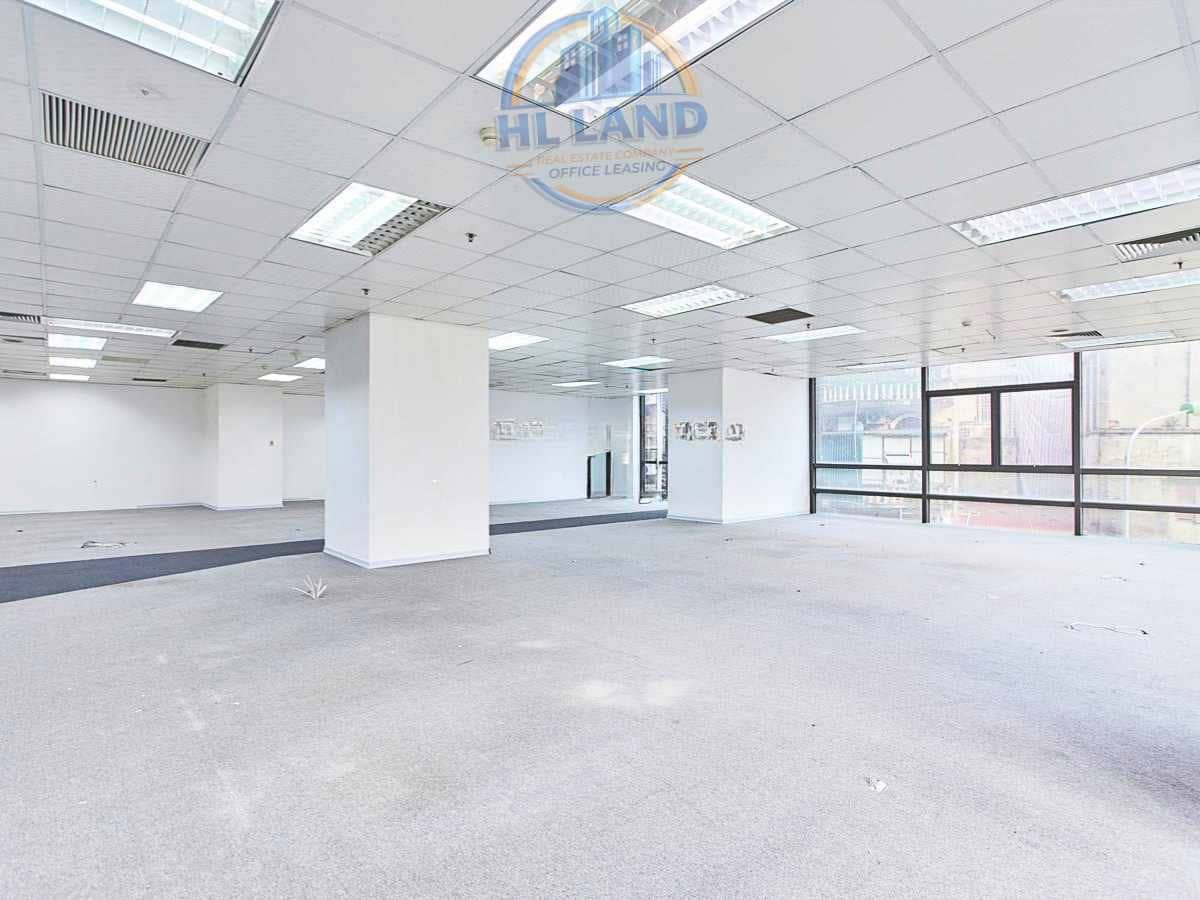 GP INVEST Building Office Rental Price and Vacancies