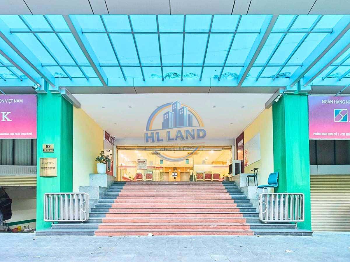 Building Scale and Office Areas for Lease at Vinatea Building