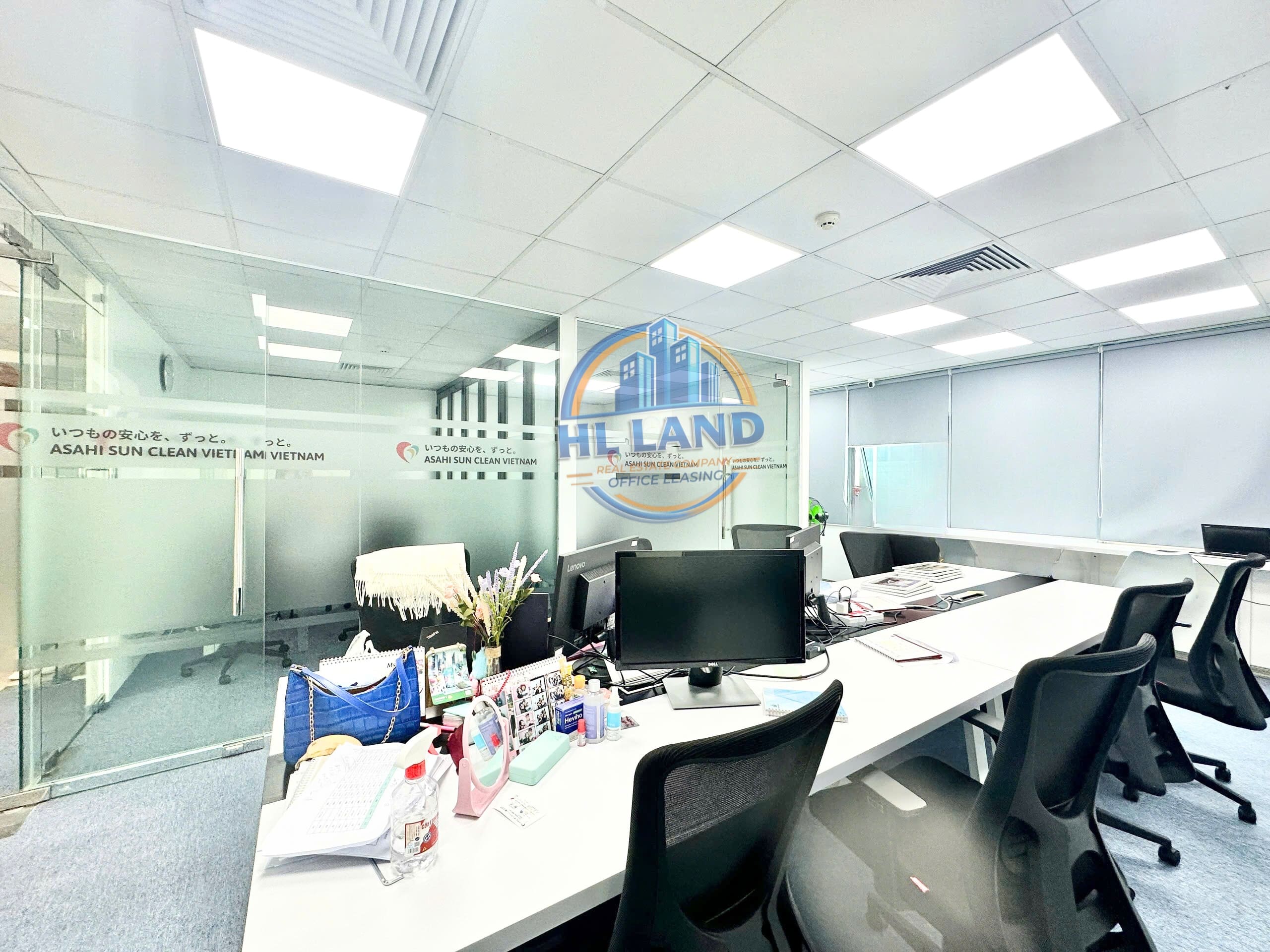 Building scale and office areas for lease at Hoang Ngoc Building