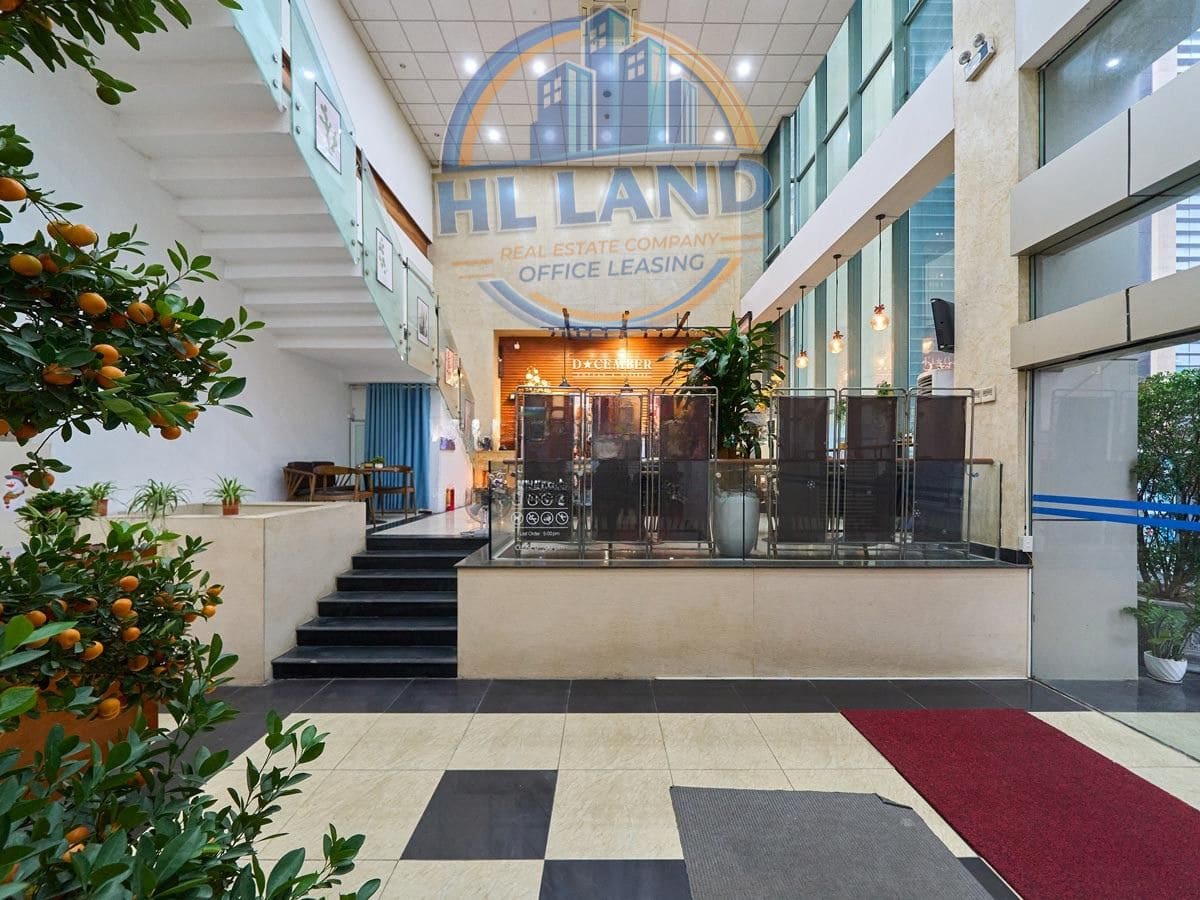 Architectural design and office standards at MITEC Building